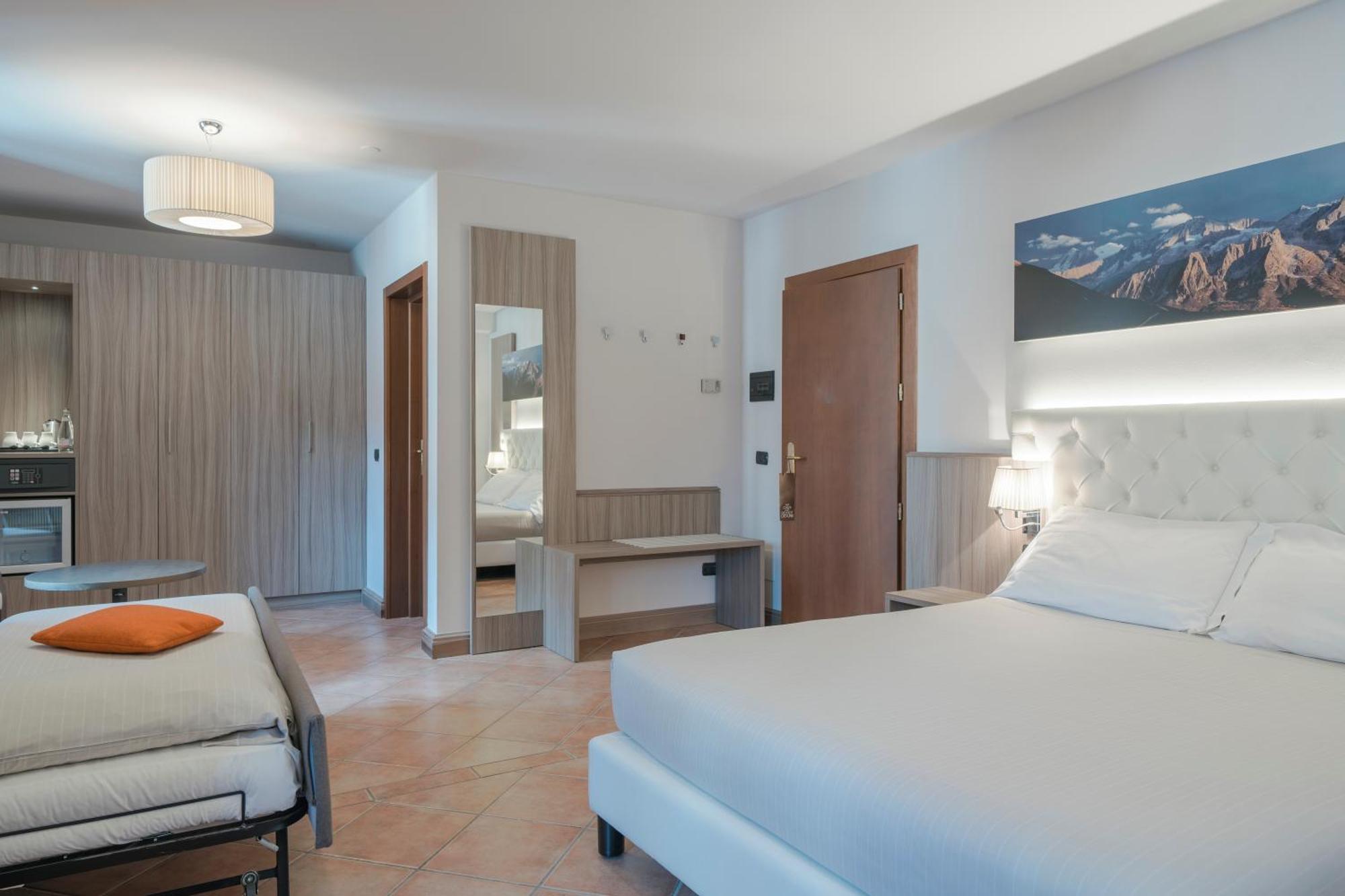 Hotel Garni Cristallo Ponte Di Legno Quarto foto